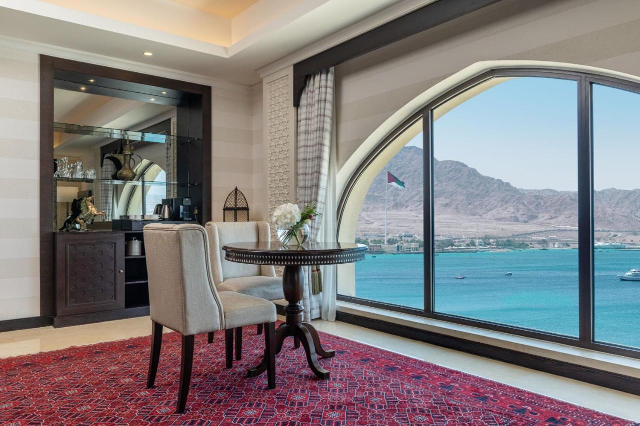 Al Manara, A Luxury Collection Hotel, Akaba Eksteriør bilde A suite at the Dead Sea